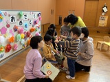 プレゼント渡しの様子