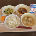 かつおぶしでとっただしが使われた給食