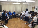 お礼の言葉を述べる中学部生徒 お礼の言葉を述べる中学部生徒