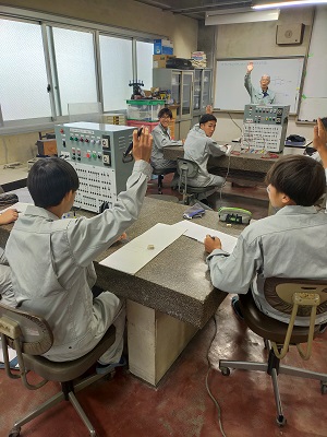 R6２年実習機械２