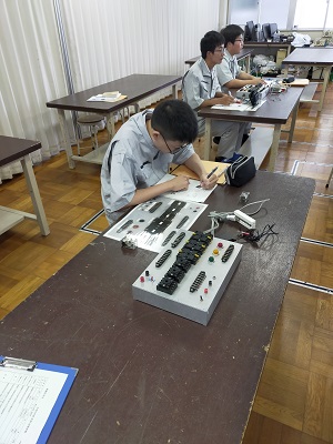 R6３年実習電子２