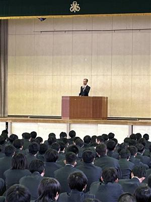 R6　３学期　始業式３