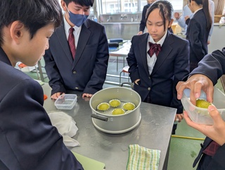 「産業社会と人間」蒸しパン作り