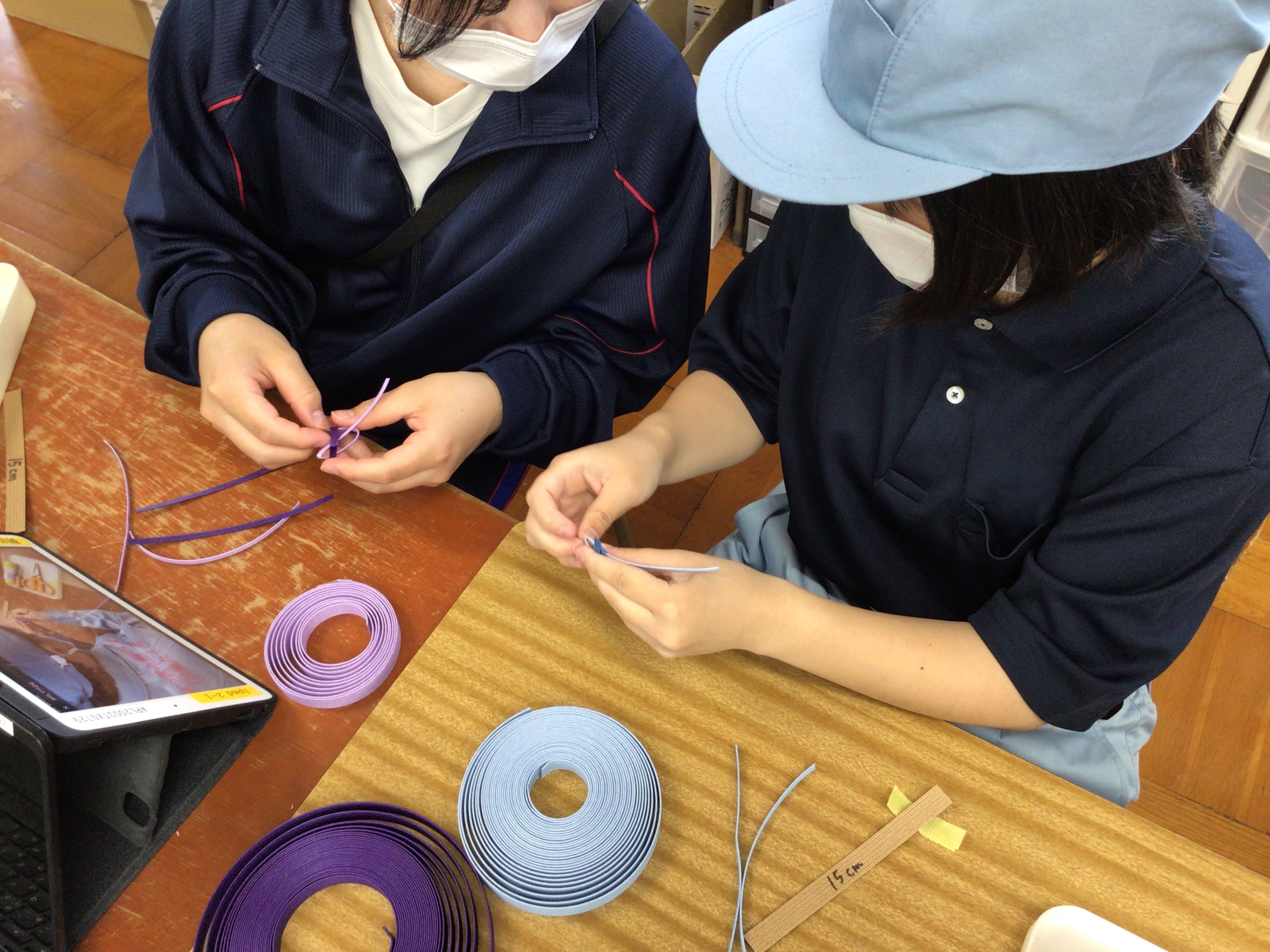 自主生産作業（手工芸班）※作業交流