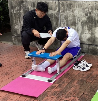 長座体前屈