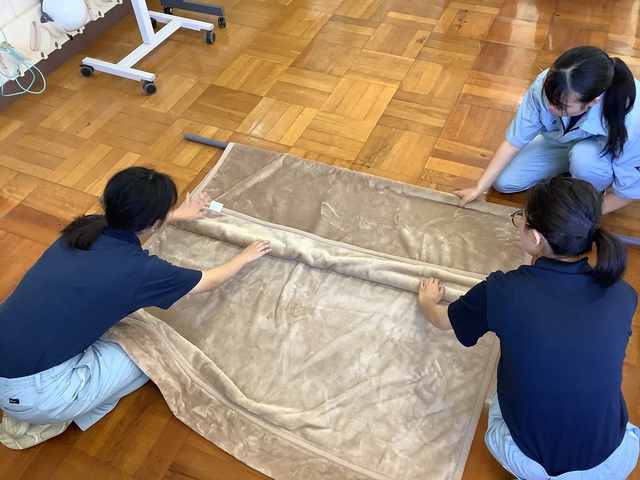 簡易担架①
