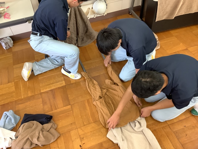 簡易担架③