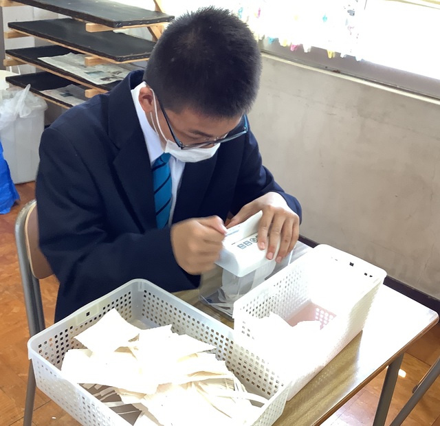 シュレッダー作業