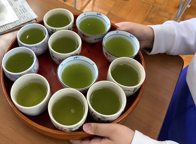 お茶を楽しむ
