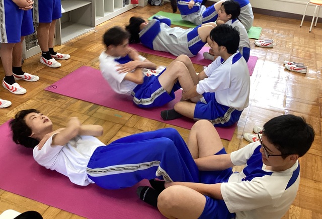 上体起こし