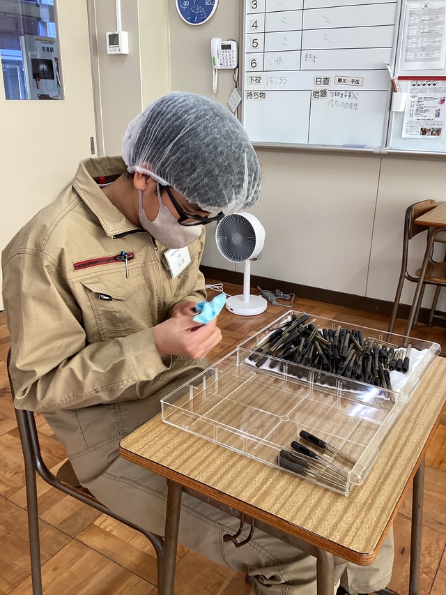 シャープペンみがき