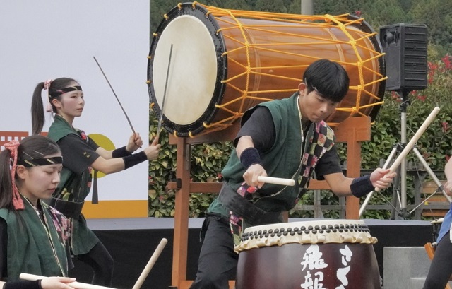 飛龍太鼓