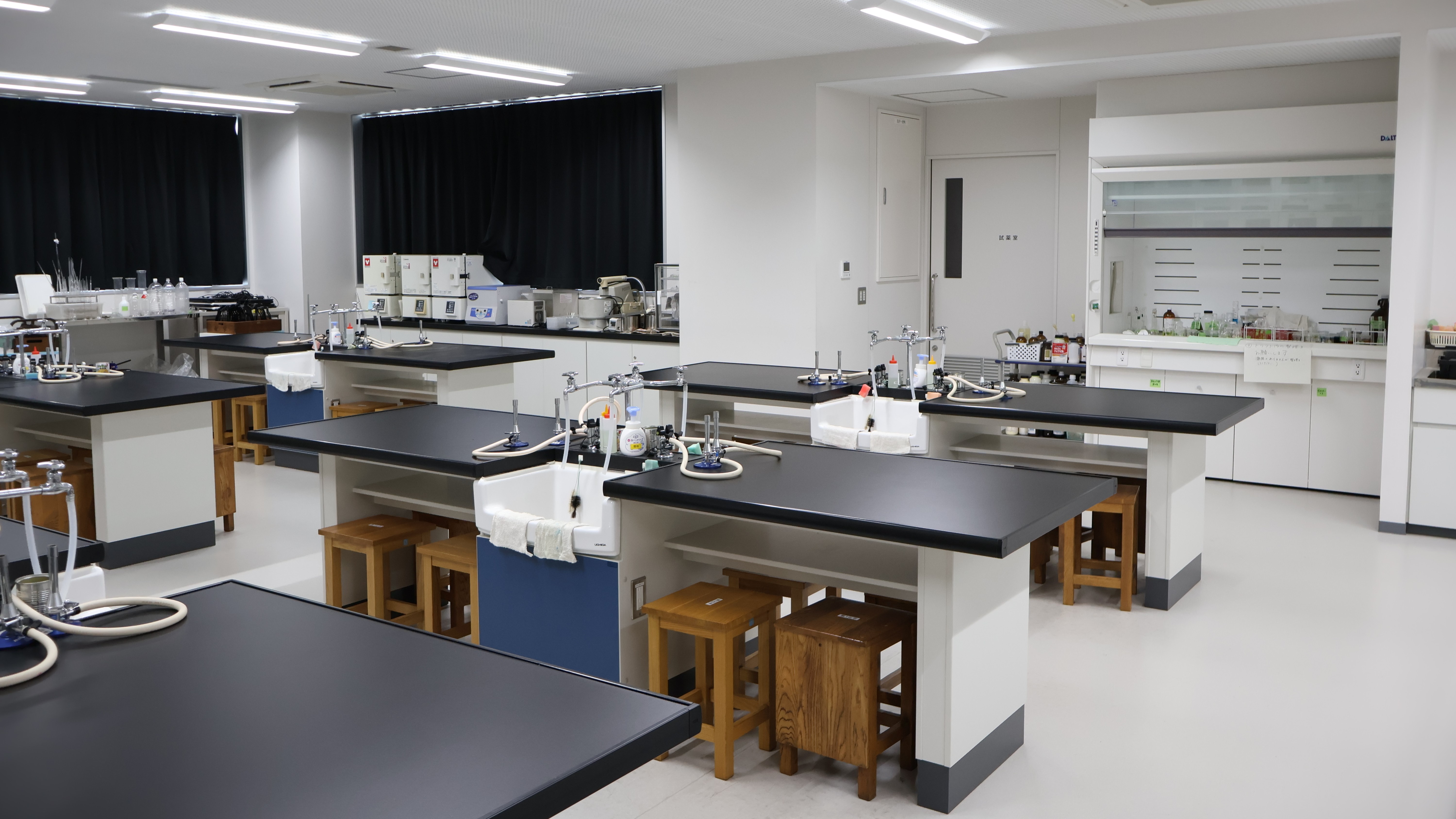 自然科学　化学班