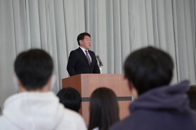 着任式
