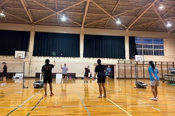女子バドミントン