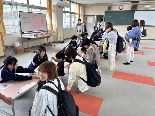 顔合わせ（出席シール貼り）