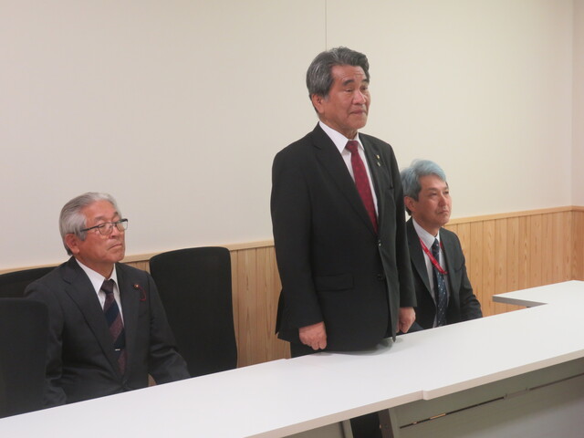 同窓会奨励賞贈呈式②