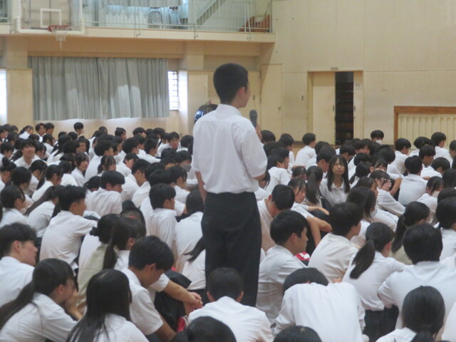 生徒総会4 生徒総会4