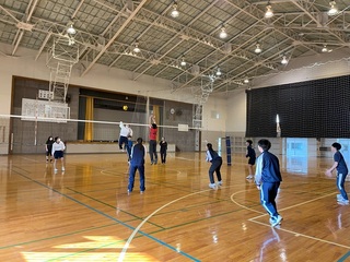 女バレ鍋パ