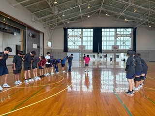 女バレ
