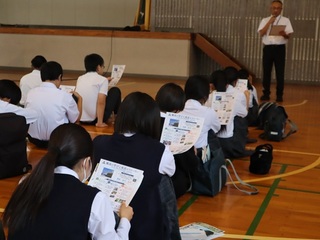 中学生の学校説明会
