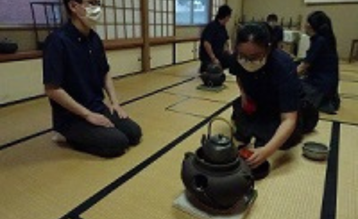 茶道・居合道部