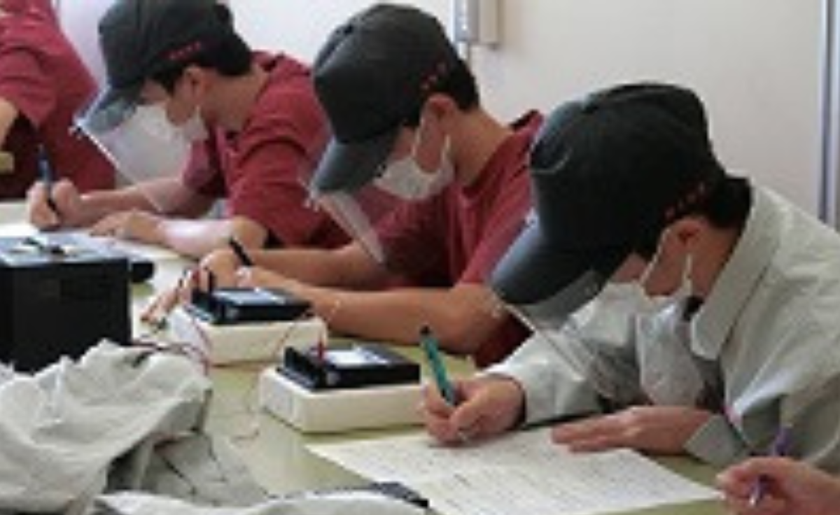 ロボット工学科